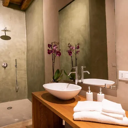 Borgo Delle Pietre 4*