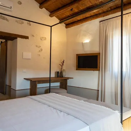 Borgo Delle Pietre Hotel 4*