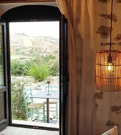 Borgo Delle Pietre מלון