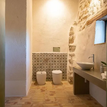 Borgo Delle Pietre 4*