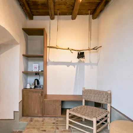 Отель Borgo Delle Pietre 4*