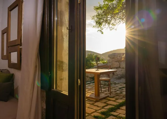Hotel Borgo Delle Pietre 4*