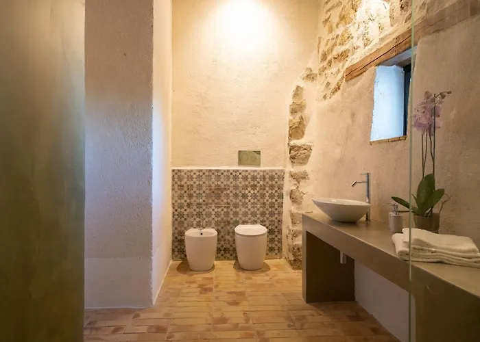 Borgo Delle Pietre 4*
